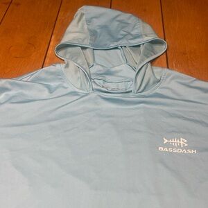 Bassdash Men's Light Blue Hoodie UPF 50+ Sun Long Sleeve Fishing Shirt Medium